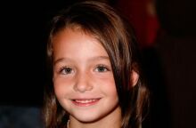 Η ηθοποιός Σόφι Νιγουάιντ πέθανε στα 24 της - Συμμετείχε σε γνωστές ταινίες - Η οικογένειά της αναφέρει πως πάλευε με τραύματα και απέρριπτε θεραπείες