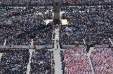 Κηδεία πάπα Φραγκίσκου: Ολοκληρώθηκε η τελετή ταφής του ποντίφικα στη Βασιλική Σάντα Μαρία Ματζόρε, αφιερωμένη στην Παρθένο.