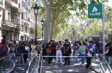 Μπλακ άουτ στην Ισπανία: Αποκαταστάθηκε η ηλεκτροδότηση σε πολλές περιοχές - Προβλήματα στα αεροδρόμια - Διακόπηκε η κυκλοφορία όλων των τρένων