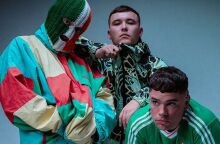 Ηνωμένο Βασίλειο: Η αστυνομία ερευνά το συγκρότημα Kneecap για προτροπές σε βία και υποστήριξη τρομοκρατικών οργανώσεων σε συναυλίες σε Μπέλφαστ και Λονδίνο.