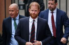 Ο πρίγκιπας Χάρι έχασε τη νομική προσφυγή για πλήρη αστυνομική προστασία στο Ηνωμένο Βασίλειο - Θα λαμβάνει «προσαρμοσμένη» φύλαξη υπό προϋποθέσεις.