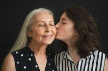 Γιορτή της Μητέρας 2025: Πότε πέφτει φέτος