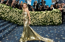 Τζίτζι Χαντίτ Met Gala 2025