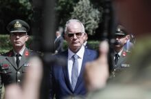 Επίσκεψη του ΠτΔ Κωνσταντίνου Τασούλα στην Πράσινη Γραμμή, στο Στρατόπεδο της ΕΛΔΥΚ και στα Φυλακισμένα Μνήματα - Συνάντηση με τον Αρχιεπίσκοπο Κύπρου