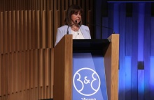 Κατερίνα Σακελλαροπούλου