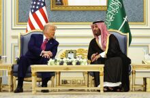 Το μεγάλο στοίχημα του Τραμπ στη Μέση Ανατολή:  Η Συρία, το Ιράν και τα δισεκατομμύρια