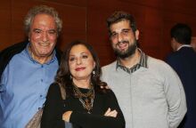 Αχιλλέας Θεοφίλου: Πέθανε ο σπουδαίος μουσικός παραγωγός και πρώην σύζυγος της Χάρις Αλεξίου