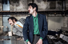 Βαδίζοντας: Η Αλεξάνδρα Καζάζου σκηνοθετεί με έμπνευση Τόμας Μπέρνχαρντ