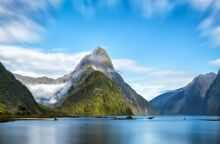 Μαρτυρίες επαναφέρουν το μυστήριο της ύπαρξης άλκης στο Φιόρντλαντ της Νέας Ζηλανδίας, έναν αιώνα μετά την τελευταία επιβεβαίωση.