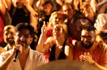 Ένας χρόνος με το μπαλκόνι του Papazó, από τον Voice102.5