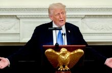 Ο Ντόναλντ Τραμπ έδωσε χάρη σε έναν πρώην σερίφη της Βιρτζίνια που καταδικάστηκε για δωροδοκία 