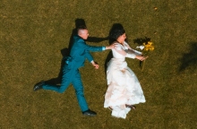 Οικονομικός γάμος είναι ο μεσοβδόμαδος γάμος 