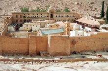 Μονή Αγίας Αικατερίνης Σινά - Το παρασκήνιο της Υπόθεσης