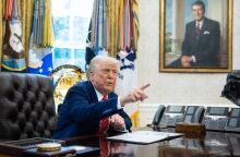 Νέα ανάρτηση Τραμπ: «Έχει τεθεί σε εφαρμογή η εκεχειρία» Ισραήλ και Ιράν