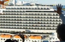 Η κρουαζιέρα των κοπράνων γίνεται ντοκιμαντέρ 