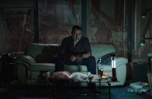 Γιάννης Οικονομίδης - Σπασμένη φλέβα: Οι πρώτες εικόνες από τη νέα του ταινία