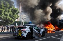 Λος Άντζελες: Τρίτη ημέρα διαδηλώσεων κατά των συλλήψεων μεταναστών - Συνεχίζεται η αντιπαράθεση μεταξύ του Τραμπ και των αρχών της Καλιφόρνιας