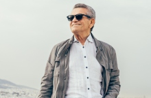 Γιώργος Μαργαρίτης: Ο λαϊκός τραγουδιστής μιλάει για τη ζωή του στην Athens Voice και κάνει μια μεγάλη αναδρομή στην πορεία του.