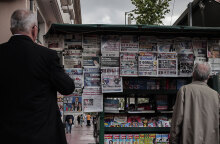 Το τοπίο της ενημέρωσης και η κατανομή ακροατών και θεατών από το 2009: Σταθερά στο 13% οι εφημερίδες, αλλά η ψαλίδα στην ενημέρωση μεγαλώνει