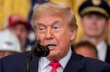 Ο Ντόναλντ Τραμπ προωθεί εκτελεστικές εντολές για την ανάπτυξη της τεχνητής νοημοσύνης - Αύξηση ενέργειας, γη για data centers και απλοποίηση αδειοδοτήσεων