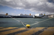 Πλοία στο λιμάνι του Πειραιά