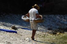 Θεσσαλονίκη: Στη φυλακή μετά την καταδίκη του ο αρχηγός της «μαφίας των λουκουμάδων» - Πώς δρούσε η εγκληματική οργάνωση 