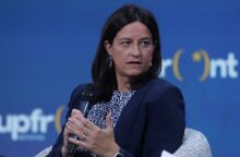 Η Νίκη Κεραμέως χαιρετίζει τη μείωση της ανεργίας στο 7,9% τον Μάιο 2025, τονίζοντας τη δημιουργία ρεκόρ νέων θέσεων εργασίας