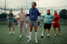 Ποδόσφαιρο, κορίτσια και μια νέα εποχή συμπεριληπτικής αφήγησης