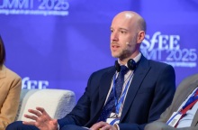 Bristol Myers Squibb: Στο SFEE Summit ο Richard Robinson