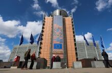 Κομισιόν: Η ΕΕ καλείται να δημιουργήσει αποθέματα τροφίμων, φαρμάκων και υλικών για πανδημίες, φυσικές καταστροφές ή πιθανή στρατιωτική απειλή.