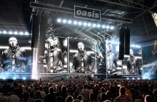 Φωτογραφικά πρακτορεία μποϊκοτάρουν την περιοδεία Oasis λόγω αυστηρών όρων για τα δικαιώματα χρήσης των εικόνων μετά από ένα έτος.