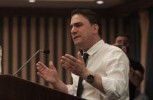 Κώστας Τσουκαλάς