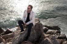 Γιάννης Πάριος: Όλη μας η ζωή είναι ένα ναυάγιο