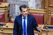 Ο υπουργός Μετανάστευσης και Ασύλου, Θάνος Πλεύρης