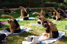 Πού και πώς θα κάνεις δωρεάν πιλάτες στα αθηναϊκά πάρκα;