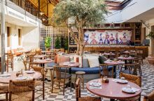 25 στέκια που κάνουν διαφορετικό το καλοκαίρι του 2025