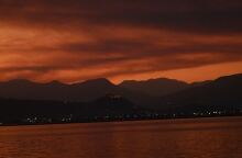 Διάσπαρτες εστίες στον Φενεό - Πάνω από 11.000 στρέμματα δάσους κάηκαν