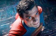 Ο σκηνοθέτης Τζέιμς Γκαν αποδίδει την καλύτερη εμπορική πορεία του Superman στις ΗΠΑ σε σχέση με τον υπόλοιπο κόσμο στο «αντιαμερικανικό αίσθημα» που επικρατεί