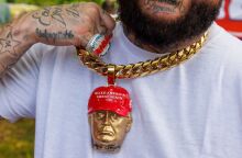 ΗΠΑ: Η μη δημοσιοποίηση των φακέλων του Τζέφρι Έπσταϊν προκαλεί ρήγματα στις τάξεις των σκληροπυρηνικών υποστηρικτών του Ντόναλντ Τραμπ.