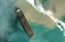 Μόλις 0,5% από 90.000 πετρελαιοκηλίδες από πλοία καταγγέλθηκε μεταξύ 2014-2019 - Οι περισσότερες παραμένουν ατιμώρητες, απειλώντας το θαλάσσιο περιβάλλον.