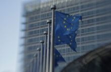 Η Ευρωπαϊκή Επιτροπή προτείνει μερική αναστολή της συμμετοχής του Ισραήλ στο επιστημονικό πρόγραμμα Horizon, λόγω της σοβαρής ανθρωπιστικής κρίσης στη Γάζα.