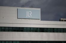 Kριτική από τον Ντόναλντ Τραμπ δέχεται η Jaguar για τη «woke» διαφήμισή της - Η εταιρεία βρίσκεται σε περίοδο ριζικών αλλαγών, ανακοίνωσε νέο CEO. 