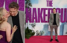 Τρελές Σφαίρες: Ο Ντέιβιντ Ζάκερ εύχεται καλή επιτυχία στο reboot με τον Λίαμ Νίσον και την Πάμελα Άντερσον, αλλά ξεκαθαρίζει ότι δεν σκοπεύει να το δει