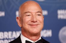 Ο Τζεφ Μπέζος αποκάλυψε γιατί στέλνει email με «;» σε στελέχη της εταιρίας του - Ο δισεκατομμυριούχος ιδρυτής της Amazon εξηγεί τη μέθοδο που χρησιμοποιεί.