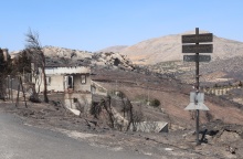 Καμένα σπίτια και καμένη έκταση στην Ανατολική Αττική