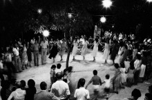 John Demos: Ο χορός του φωτός και του χρόνου