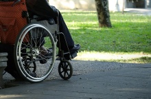 Αναπηρικό αμαξίδιο