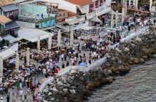 Οι τουρίστες που αφήνουν τα περισσότερα χρήματα στην Ελλάδα