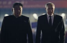 Explainer: Γιατί είναι στην Κίνα ο Πούτιν και ο Κιμ Γιονγκ Ουν και τι είναι ο «άξονας της αναταραχής»;