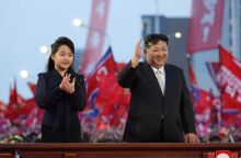 Explainer: Ποια είναι η Κιμ Τζου Ε, η κόρη του Κιμ Γιονγκ Ουν που θεωρείται πιθανή διάδοχός του στη Βόρεια Κορέα